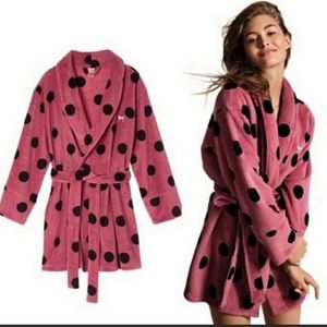 SOLD ON MERCARI ❤️ PINK Victoria’s Secret Polka Dot Fuzzy Bathrobe